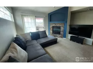 Photo #4: 987473 Listing