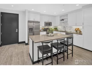 Photo #1: 987491 Listing