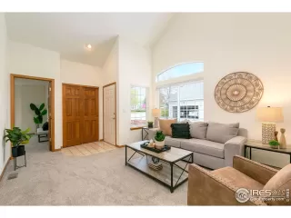 Photo #3: 987578 Listing