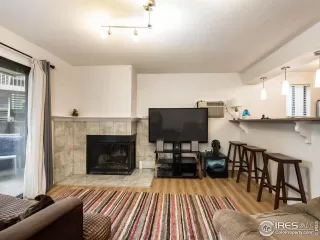 Photo #2: 987636 Listing