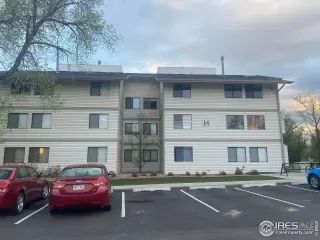 Photo #4: 987693 Listing