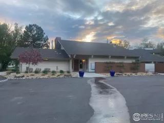 Photo #5: 987693 Listing