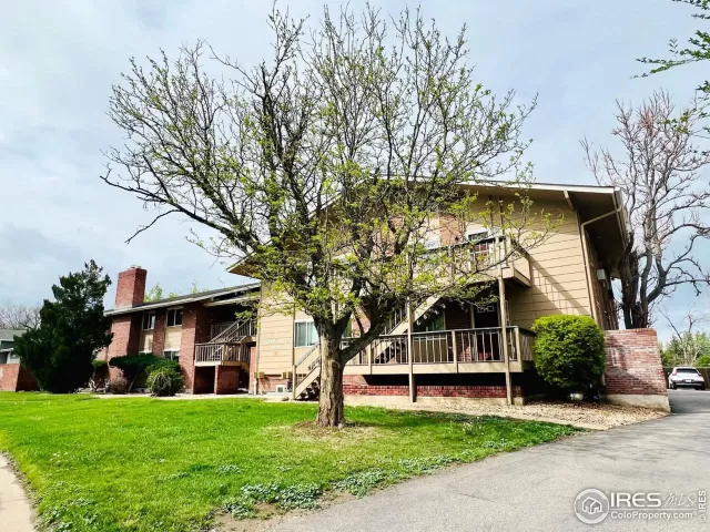 MLS: 987725 Condo For Sale