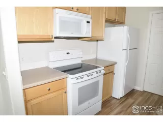 Photo #6: 987744 Listing