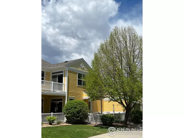 MLS: 987823 Condo For Sale