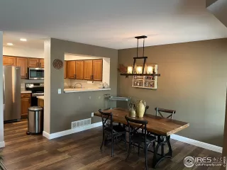 Photo #4: 987874 Listing