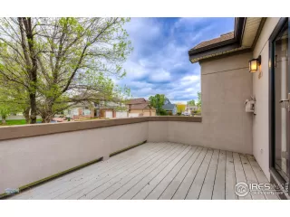 Photo #6: 987925 Listing