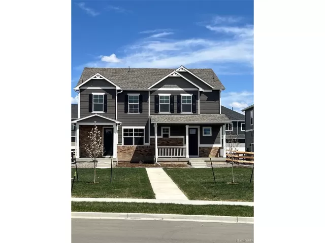 MLS: 9879282 Condo For Sale