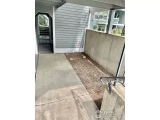 Photo #3: 987932 Listing