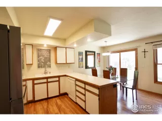 Photo #6: 987976 Listing