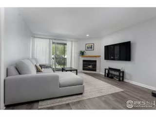 Photo #3: 988022 Listing 