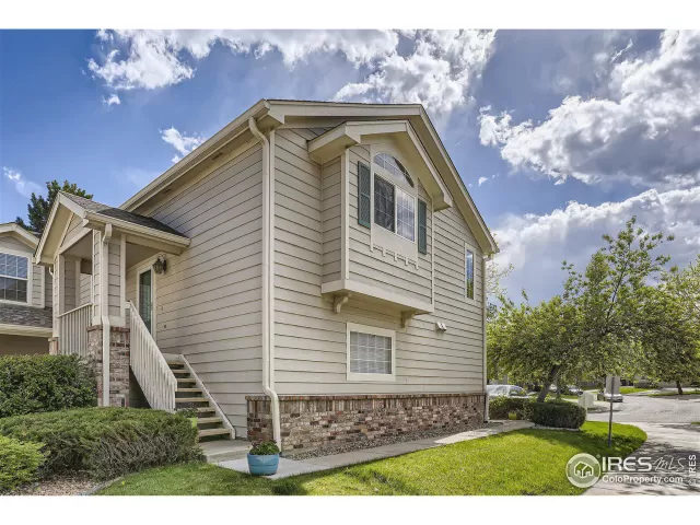 MLS: 988023 Condo For Sale