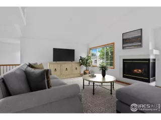 Photo #1: 988030 Listing