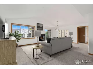 Photo #2: 988030 Listing