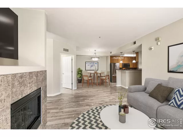 MLS: 988095 Condo For Sale