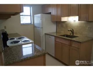 Photo #1: 988098 Listing 