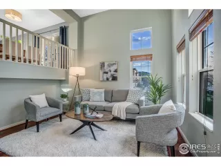 Photo #3: 988109 Listing 