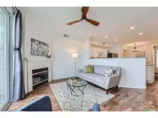 Photo #3: 9881478 Listing