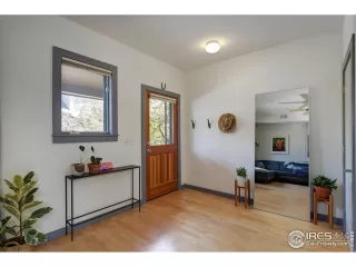 Photo #4: 988148 Listing 