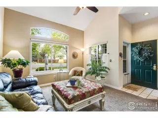Photo #2: 988178 Listing 