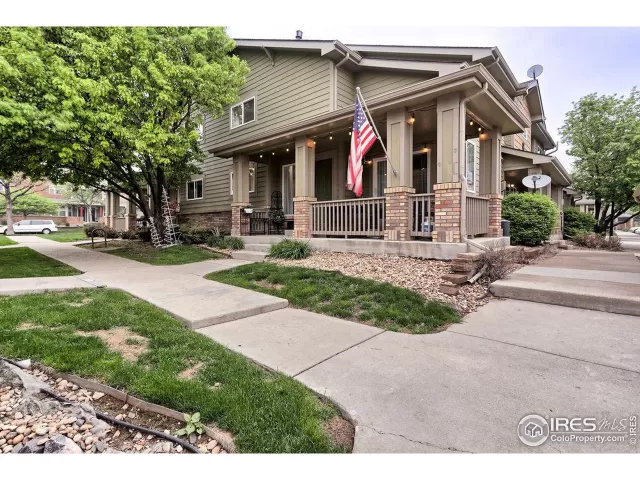 MLS: 988205 Condo For Sale