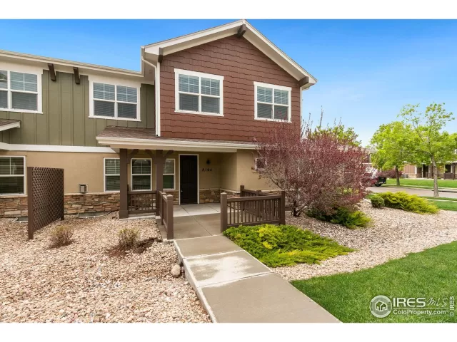 MLS: 988237 Condo For Sale