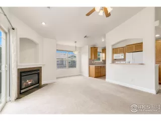 Photo #4: 988242 Listing