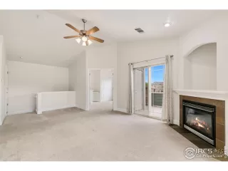 Photo #5: 988242 Listing