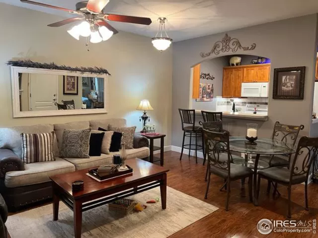 MLS: 988271 Condo For Sale