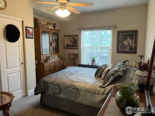 Photo #4: 988271 Listing 