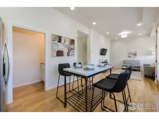 Photo #3: 988273 Listing