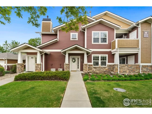 MLS: 988286 Condo For Sale