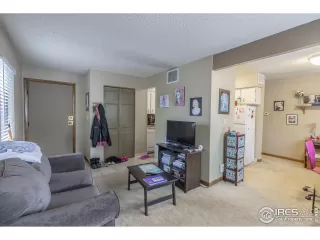 Photo #2: 988394 Listing