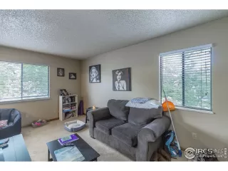 Photo #3: 988394 Listing