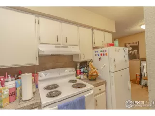 Photo #5: 988394 Listing