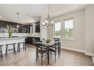 Photo #6: 988427 Listing 