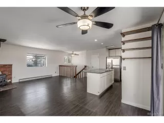 Photo #3: 9884355 Listing 