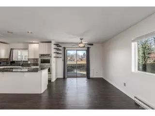 Photo #4: 9884355 Listing 