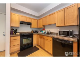 Photo #5: 988477 Listing 