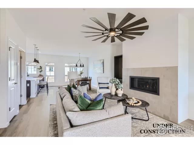 MLS: 988497 Condo For Sale