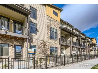 Photo #2: 988497 Listing