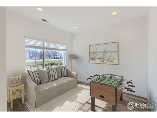 Photo #6: 988497 Listing