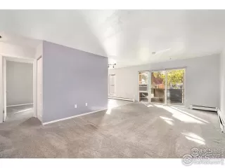 Photo #6: 988499 Listing