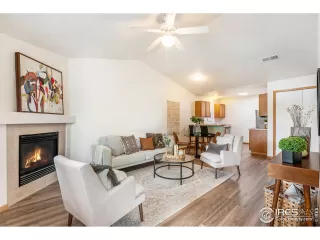 Photo #3: 988501 Listing