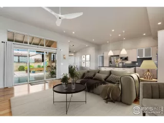 Photo #6: 988517 Listing