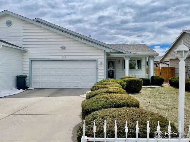 MLS: 988548 Condo For Sale