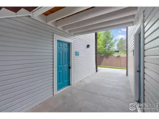 Photo #5: 988555 Listing 