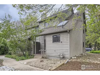 Photo #1: 988560 Listing