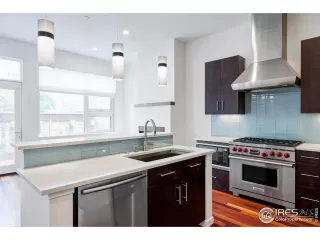 Photo #3: 988564 Listing 