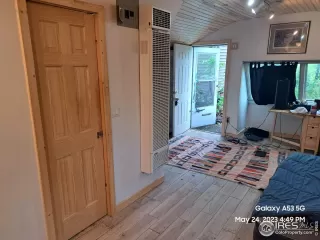 Photo #4: 988574 Listing